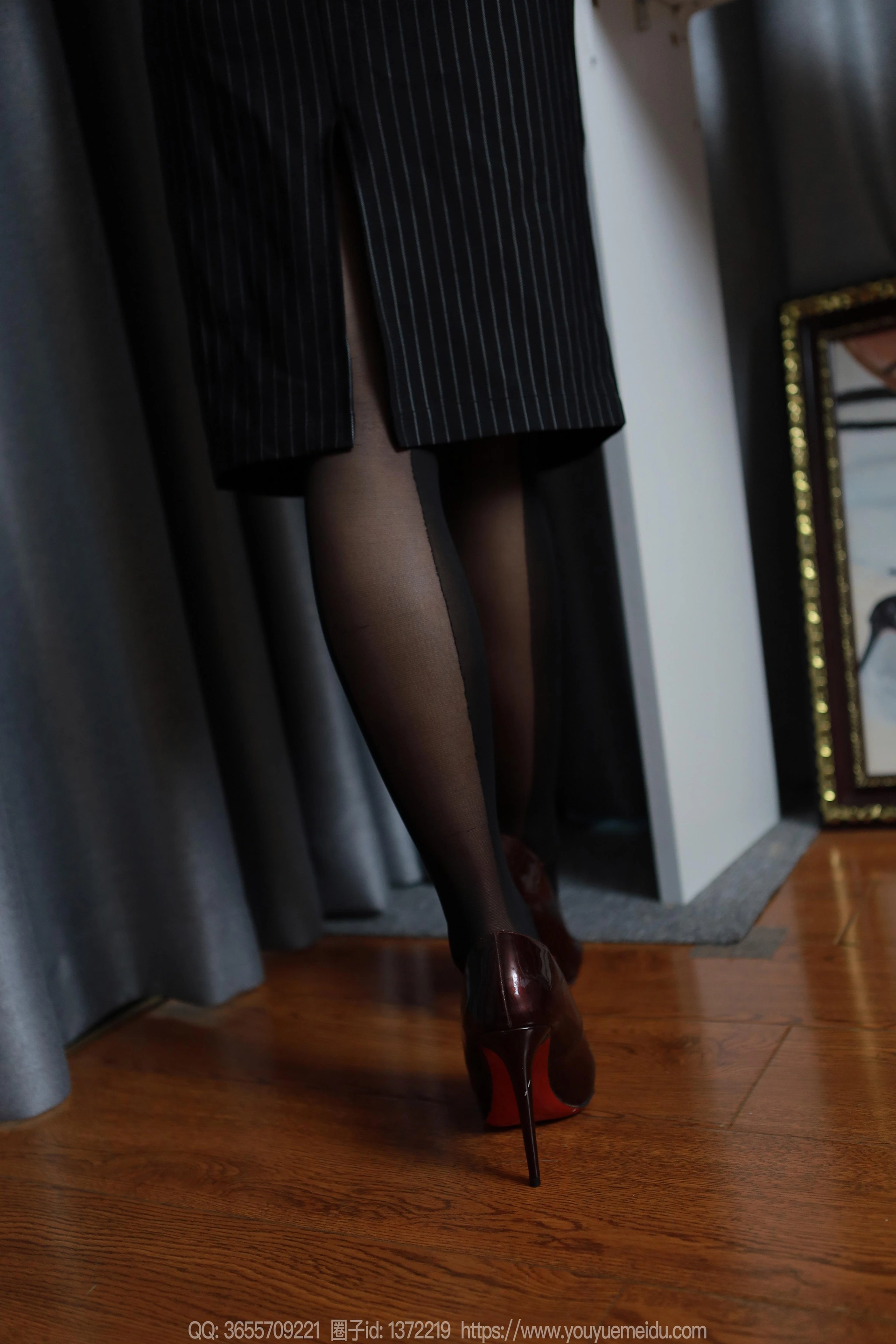 [IESS异思趣向] 2024.05.15 丝享家 1742 兔兔《火辣女秘》 1
